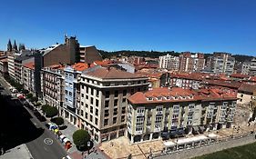 Hostal Atuaire Home En El Centro De Burgos